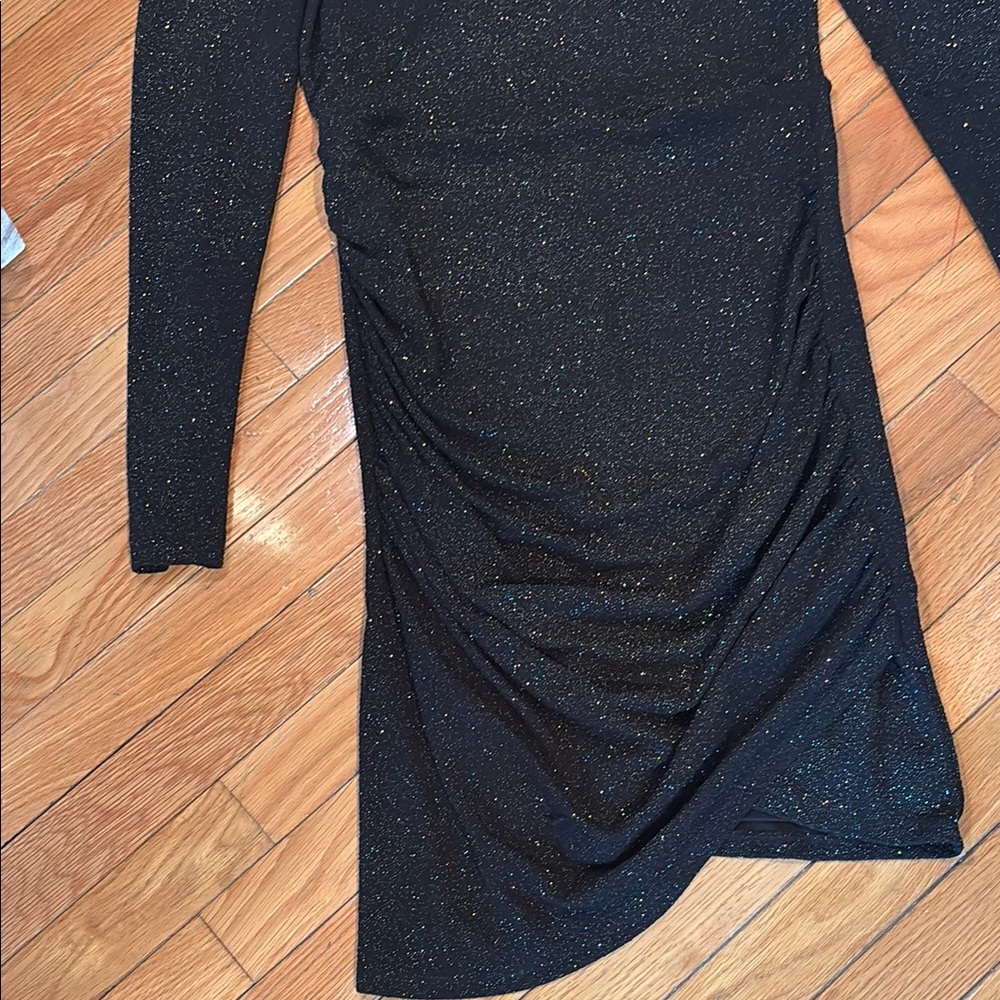 Elegant Black Long Sleeve Glitter Dress - Picture 7 of 10